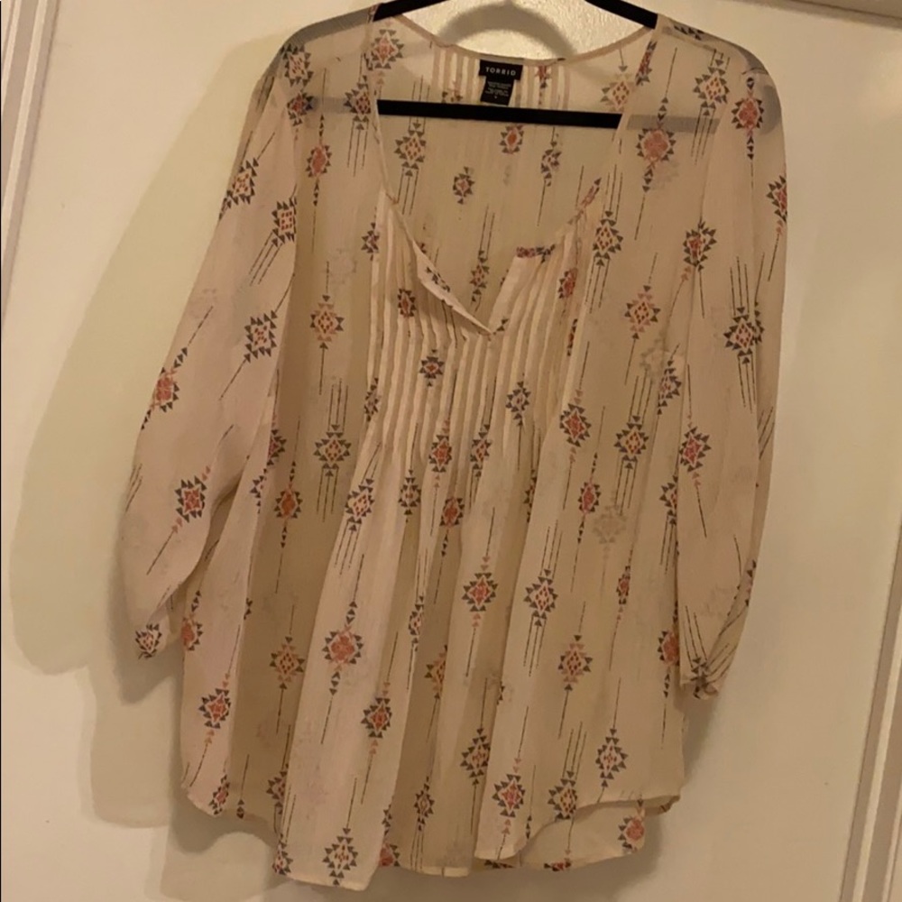 Torrid cream long sleeve tribal top